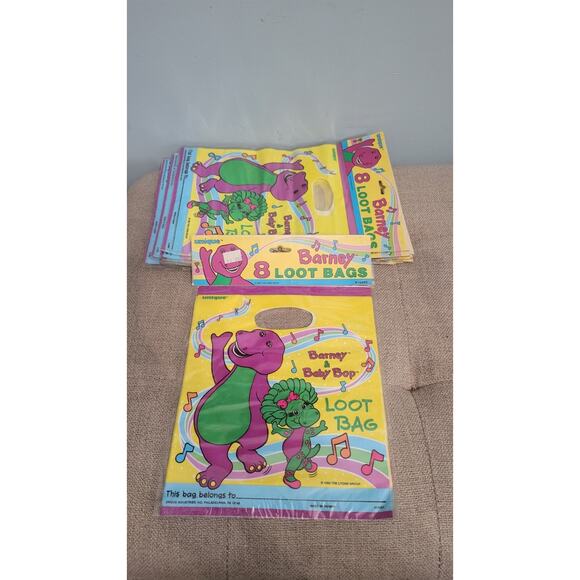 Vintage 1992 Barney & Baby Bop Loot Bags – 12 Sealed Packs (96 Total Bags) –... - Picture 1 of 4